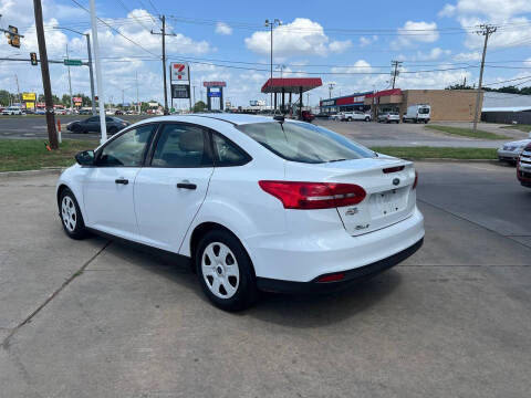 2017 Ford Focus S
