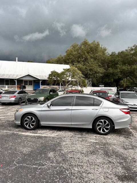 2017 Honda Accord for sale at GRACELAND AUTO LLC in Thonotosassa, FL