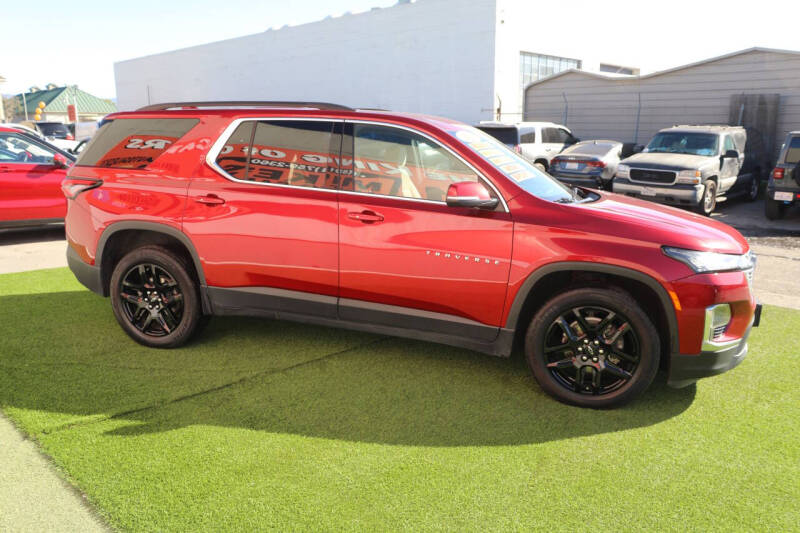 2023 Chevrolet Traverse LT Cloth