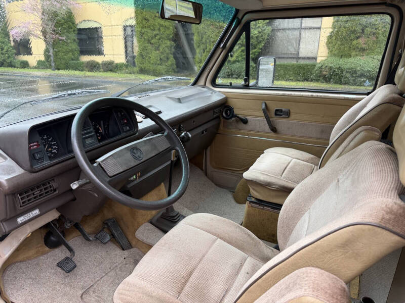 1984 Volkswagen Vanagon Camper