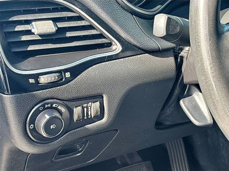 2020 Jeep Cherokee Altitude