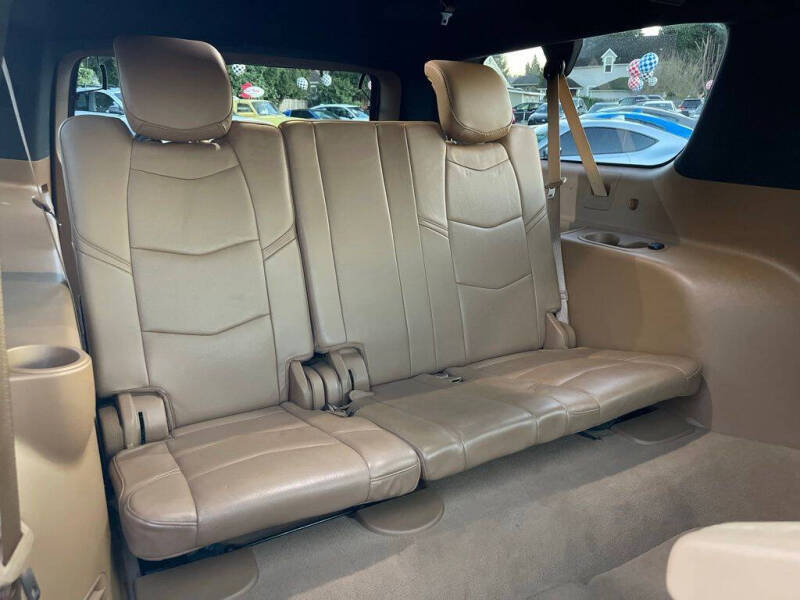 2017 Cadillac Escalade ESV Platinum
