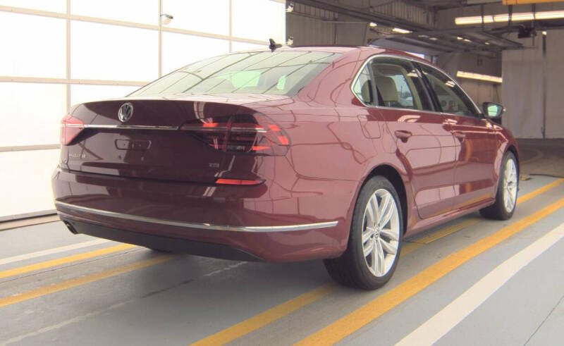2018 Volkswagen Passat 2.0T SE
