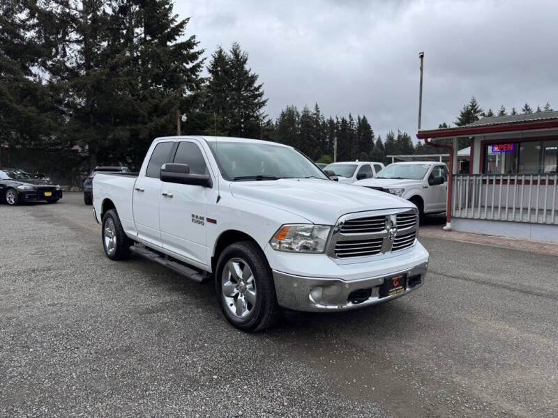 2015 RAM 1500 SLT