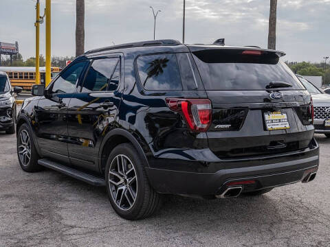 2017 Ford Explorer Sport