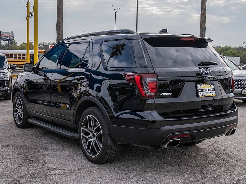2017 Ford Explorer Sport