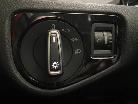 2019 Volkswagen Golf R 4Motion