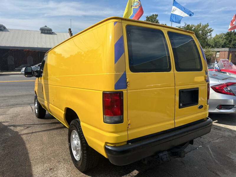2012 Ford E-Series E-250