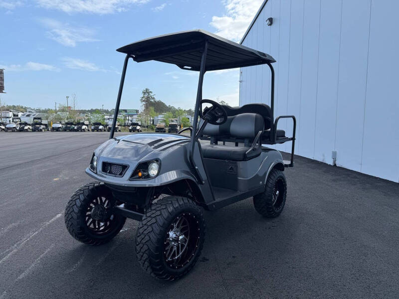2019 E-Z-GO TXT