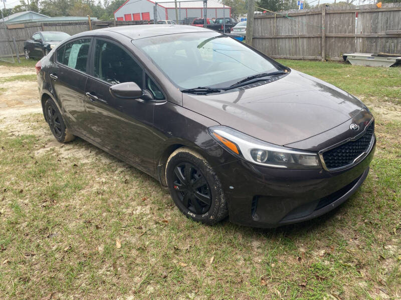 2017 Kia Forte LX photo 2