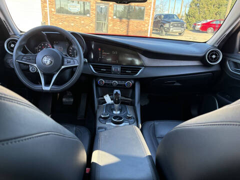 2017 Alfa Romeo Giulia Ti