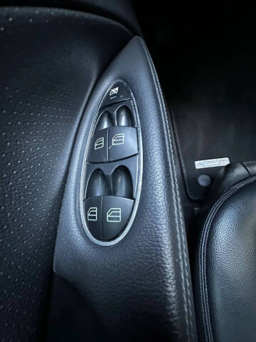 2005 Mercedes-Benz E-Class E 320