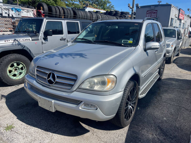 2004 Mercedes-Benz M-Class for sale at Fulton Used Cars in Hempstead NY