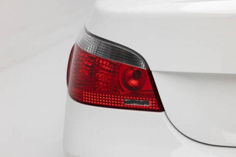 2004 BMW 5 Series 545i