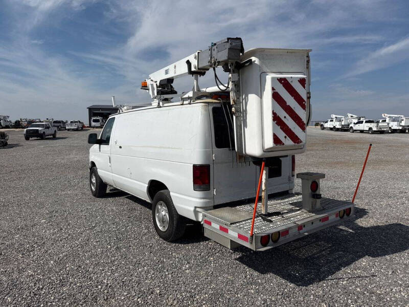 2012 Ford E-Series E-350 SD