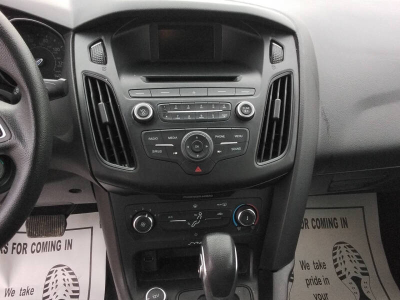 2017 Ford Focus SE