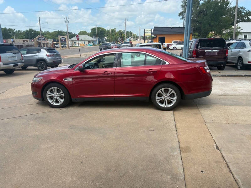 2015 Ford Taurus SEL