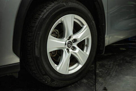 2020 Toyota Highlander Hybrid LE