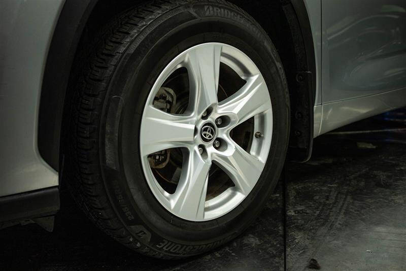 2020 Toyota Highlander Hybrid LE