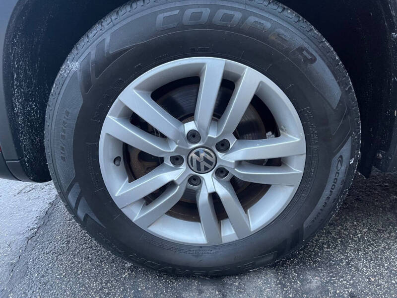 2016 Volkswagen Tiguan 2.0T SE 4Motion