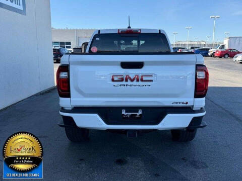 2024 GMC Canyon AT4