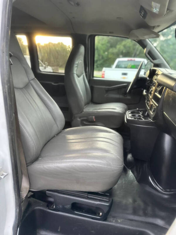 2020 Chevrolet Express LS 3500