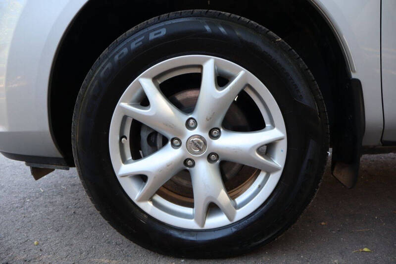 2011 Nissan Rogue SV