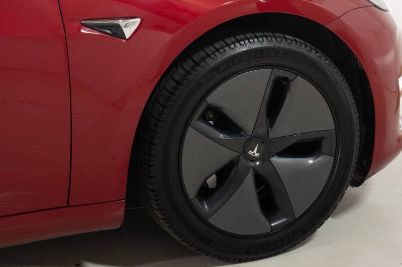 2019 Tesla Model 3 Base photo 78