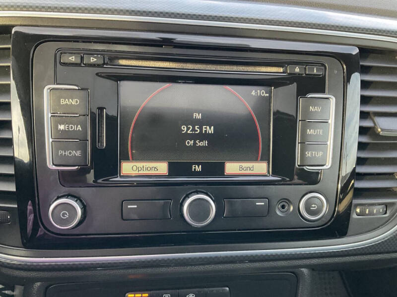 2012 Volkswagen Beetle