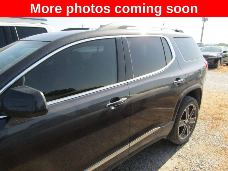 2017 GMC Acadia Denali