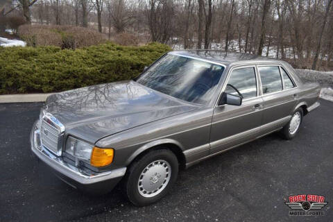 1988 Mercedes-Benz 560-Class