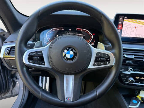 2022 BMW 5 Series 530i