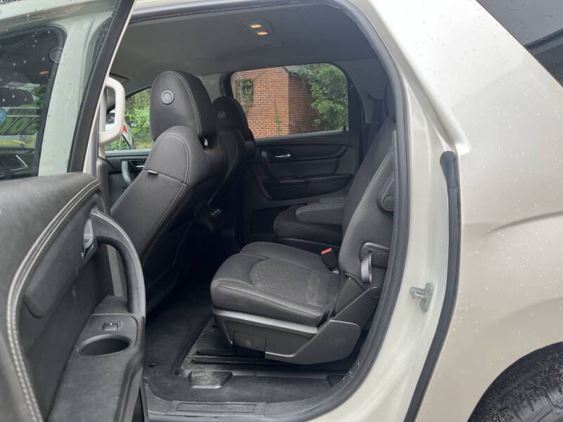 2014 GMC Acadia SLE-2