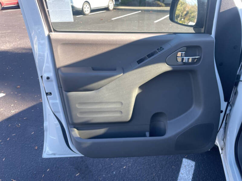 2019 Nissan Frontier SV