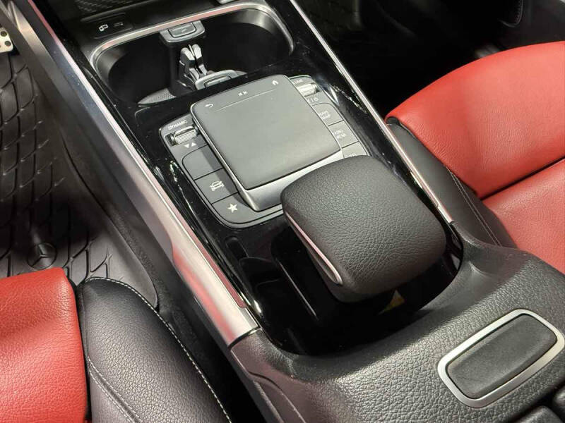 2021 Mercedes-Benz GLB GLB 250 4MATIC