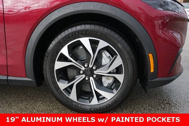 2025 Ford Mustang Mach-E Select