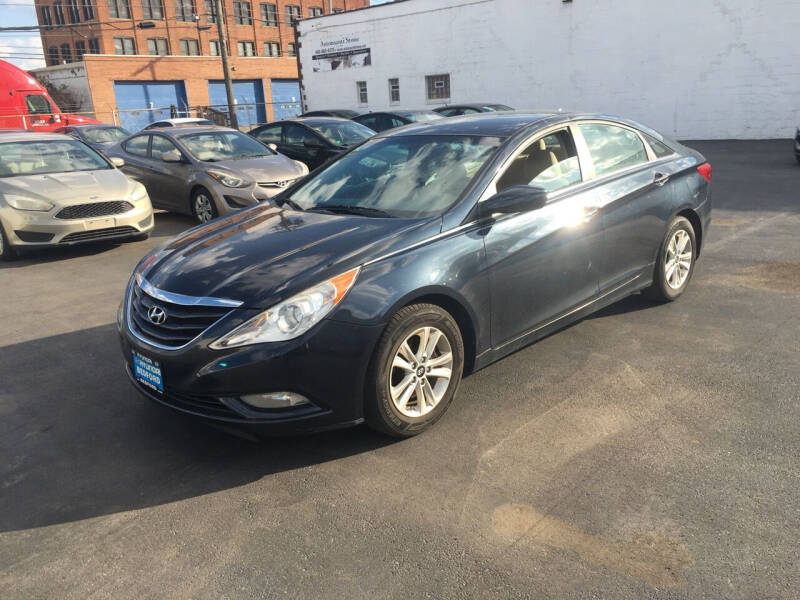 2013 Hyundai Sonata GLS photo 4