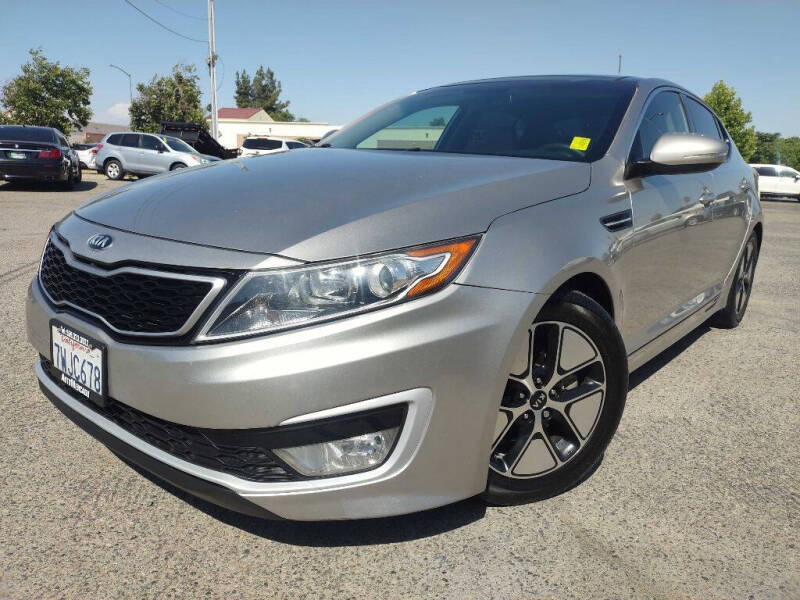 Used 2012 Kia Optima Hybrid with VIN KNAGM4AD3C5031243 for sale in Clovis, CA