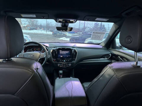 2023 Chevrolet Traverse RS