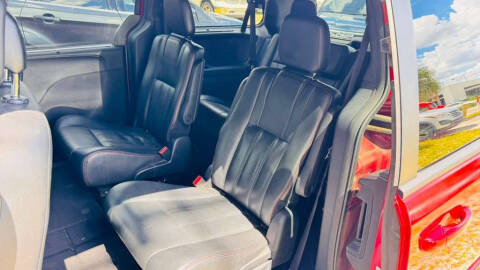 2015 Dodge Grand Caravan R/T