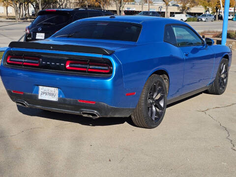 2019 Dodge Challenger SXT