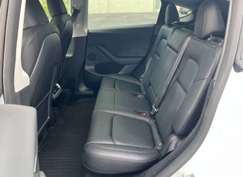 2024 Tesla Model Y Long Range