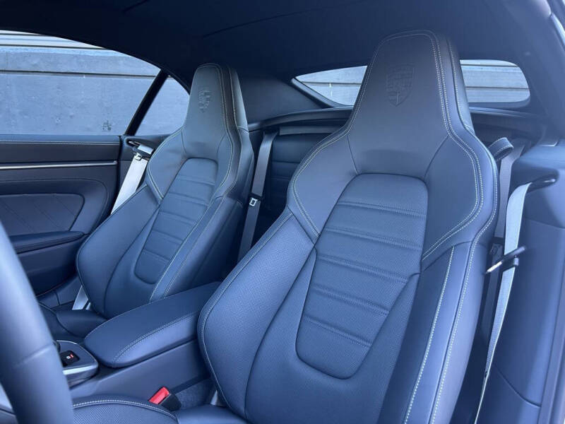 2026 Porsche 911 Carrera GTS