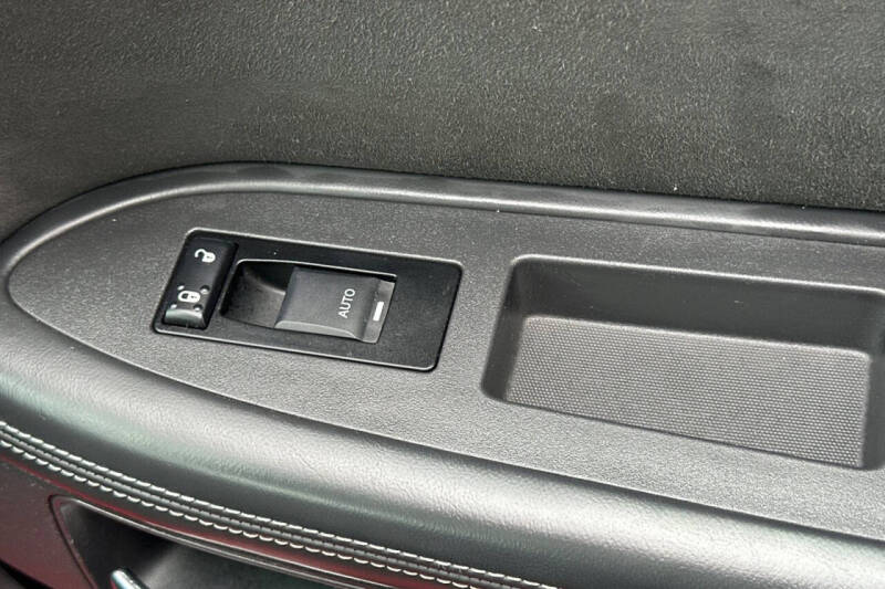 2009 Dodge Challenger SRT8