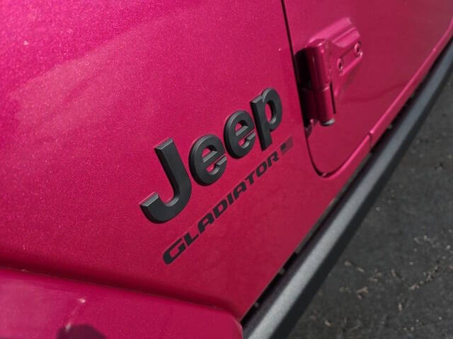 2024 Jeep Gladiator Willys