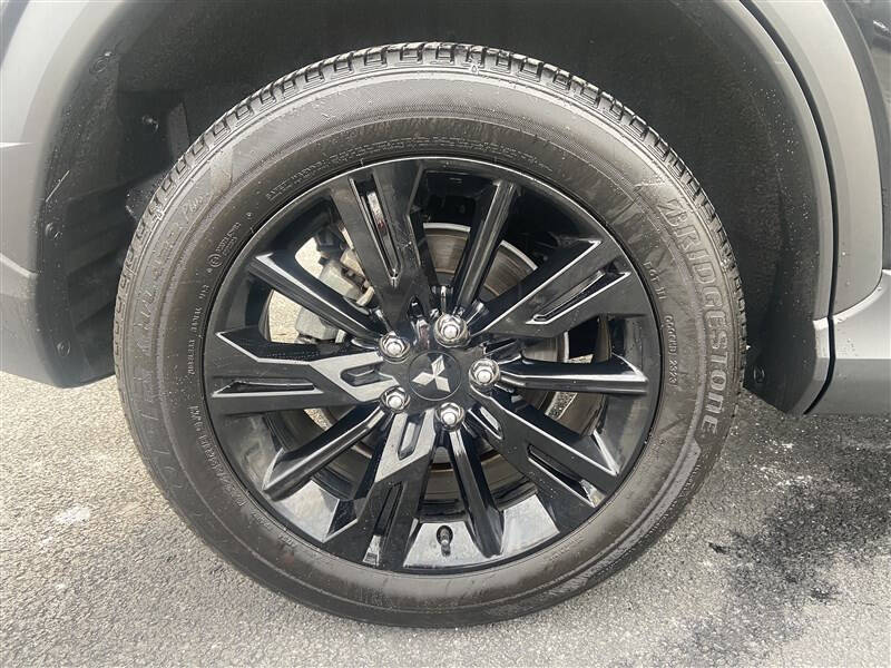 2024 Mitsubishi Eclipse Cross LE