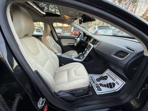 2017 Volvo S60 T5 Dynamic