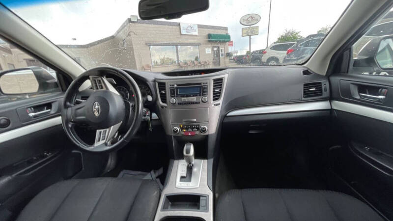 2012 Subaru Outback 2.5i Premium