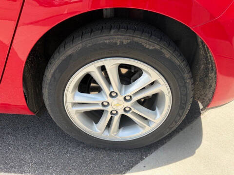 2017 Chevrolet Cruze LT Auto