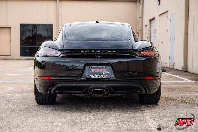 2019 Porsche 718 Cayman